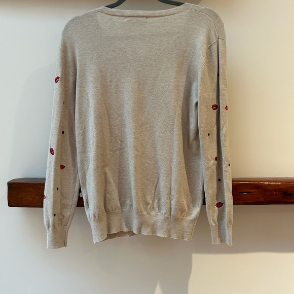 Cardigan - Picture 3 of 9